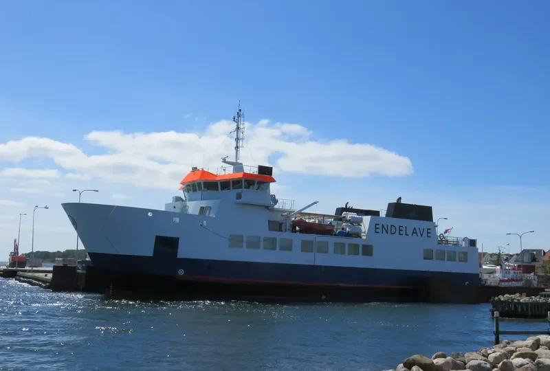 ENDELAVE Ro-Ro IMO 9157105