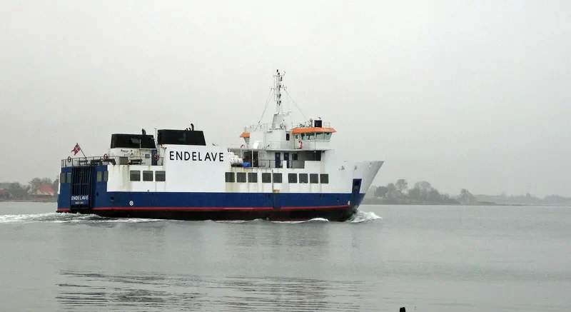 ENDELAVE Ro-Ro IMO 9157105 photo 9