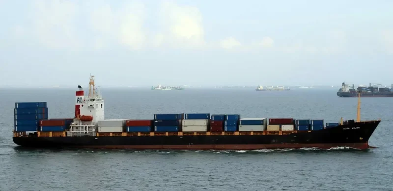 KOTA WAJAR Container Ship IMO 9157399 photo 5