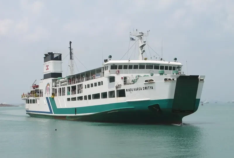 WINDU KARSA DWITYA Passenger Ship IMO 9157571 photo 2