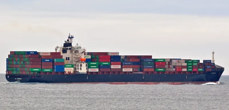 RI ZHAO HONG YUN Container Ship IMO 9157648 photo 9