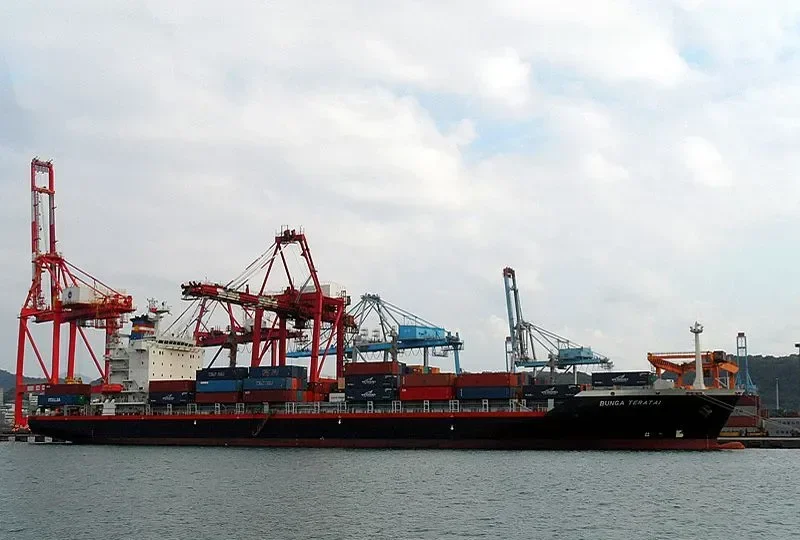 SSL KUTCH Container Ship IMO 9157662 photo 5