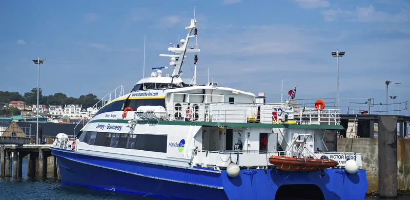 VICTOR HUGO Passenger Ship IMO 9157806 photo 2
