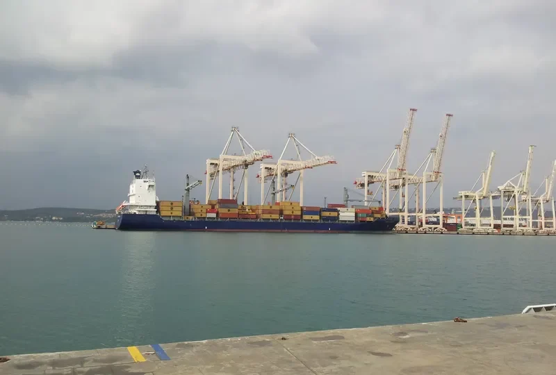 PACIFIC VOYAGER Container Ship IMO 9158525 photo 2