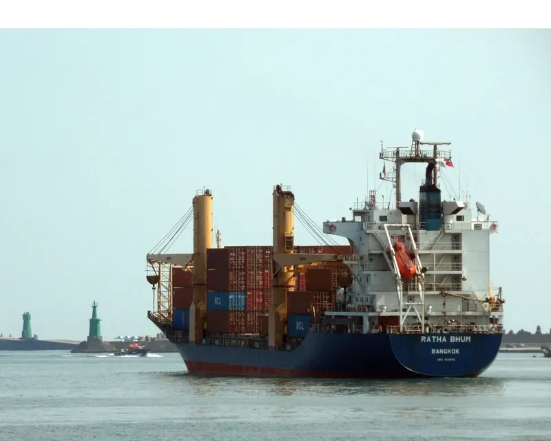 RATHA BHUM Container Ship IMO 9158745 photo 3