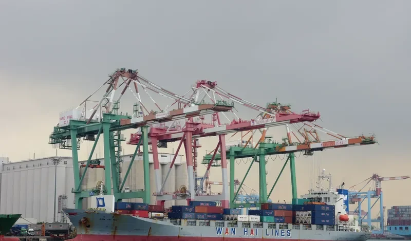 WAN HAI 163 Container Ship IMO 9158848 photo 3