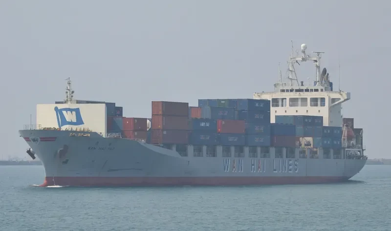 WAN HAI 163 Container Ship IMO 9158848 photo 8