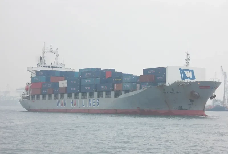 WAN HAI 165 Container Ship IMO 9158850 photo 6