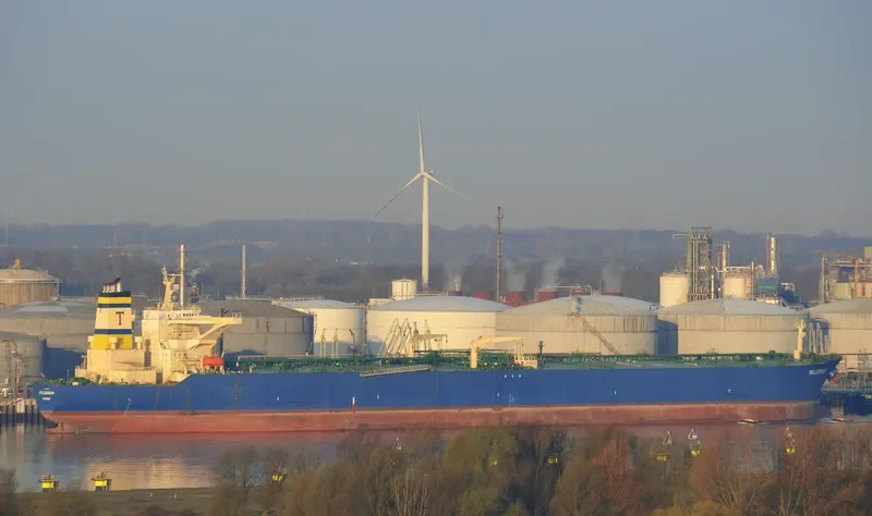 ELLE Tanker IMO 9158903 photo 2