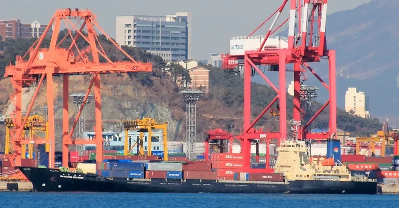 HANSUNG INCHEON Container Ship IMO 9159335 photo 10