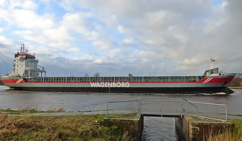 VECHTBORG Container Ship IMO 9160334 photo 3