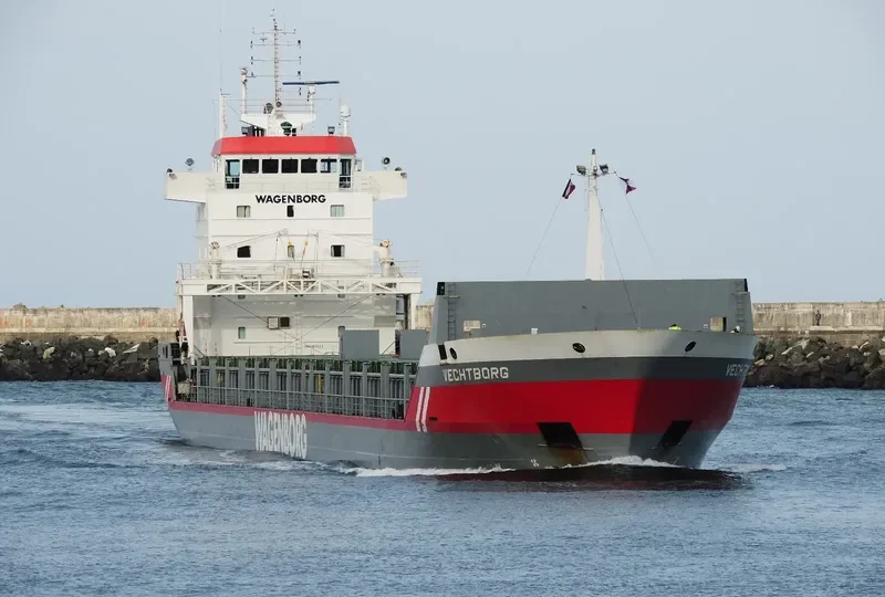 VECHTBORG Container Ship IMO 9160334 photo 10
