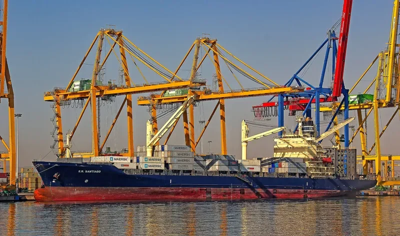E.R.SANTIAGO Container Ship IMO 9160437 photo 3