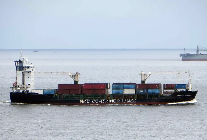 GENERAL ROMULO Container Ship IMO 9160499 photo 7