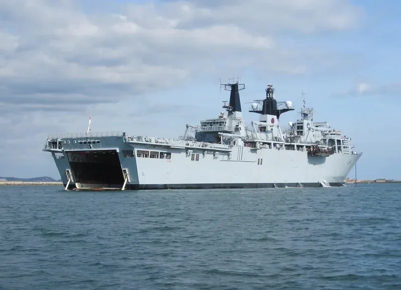 HMS ALBION General Cargo IMO 9160592 photo 2