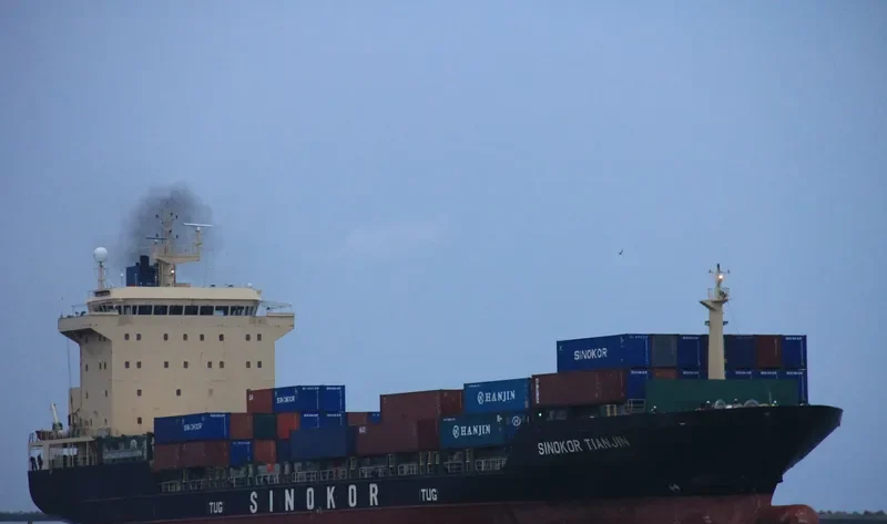 SINOKOR TIANJIN Container Ship IMO 9160891 photo 9