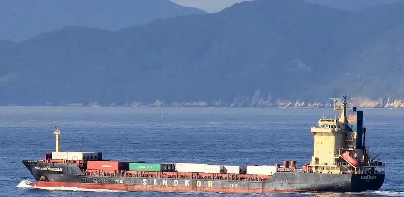 SINOKOR QINGDAO Container Ship IMO 9160906 photo 3