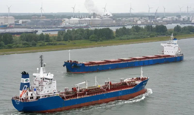 SADO Tanker IMO 9160932 photo 4