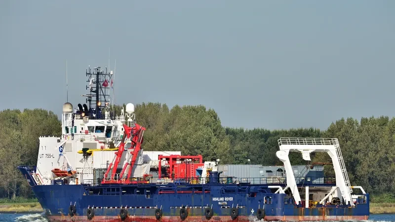 HIGHLAND ROVER Offshore Vessel IMO 9161338 photo 2