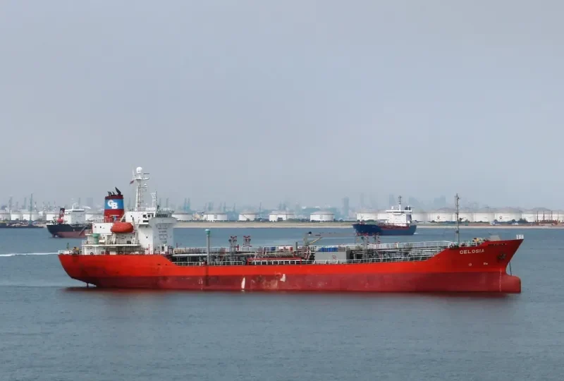 GRIYATERNATE Tanker IMO 9161900 photo 9