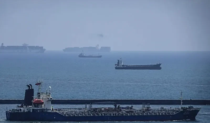 PARAMITA Tanker IMO 9162112 photo 2