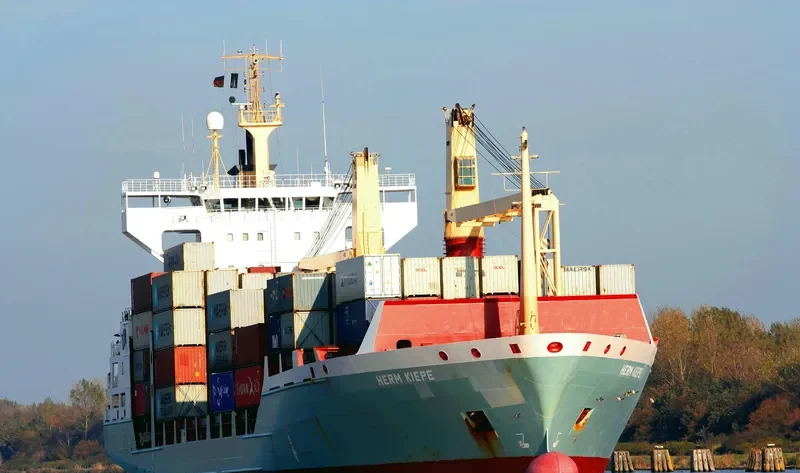 LEONIE P Container Ship IMO 9162667 photo 6
