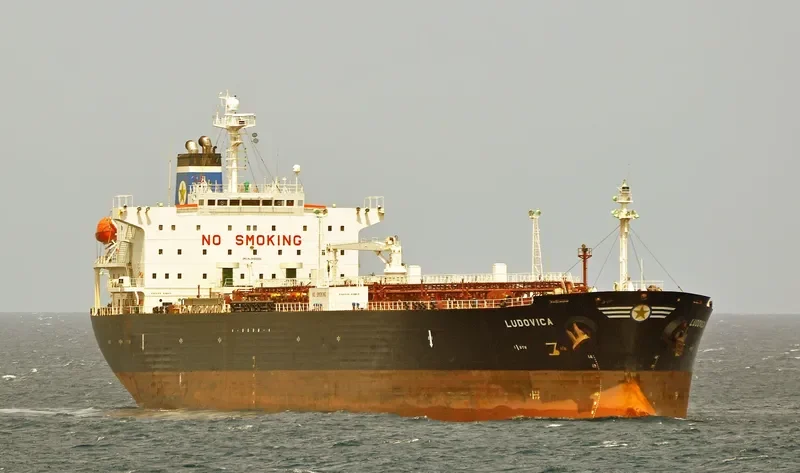 TAGUS Tanker IMO 9162928 photo 6
