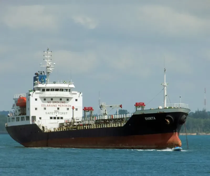SHINTA Tanker IMO 9163075 photo 2