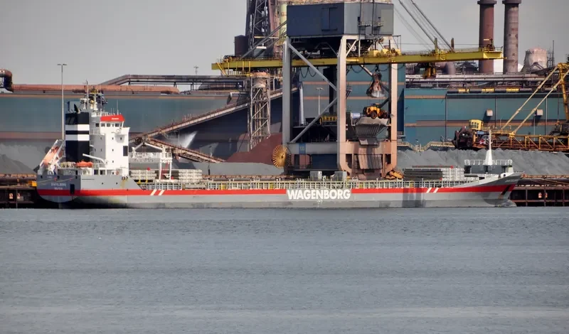 DINTELBORG Container Ship IMO 9163685 photo 10