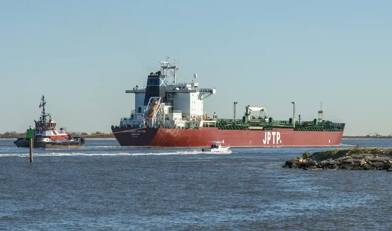 EUROVISION Tanker IMO 9164201 photo 10