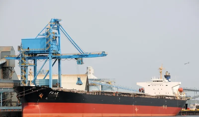 FU LE Bulk Carrier IMO 9164316 photo 8