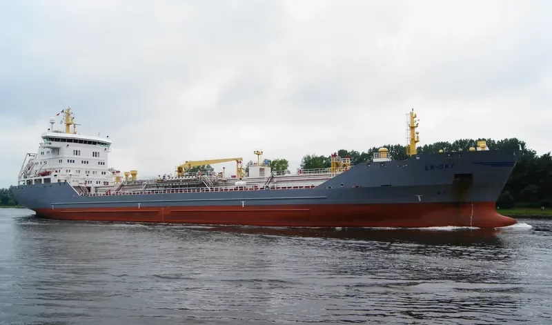 AVIOR Tanker IMO 9164512 photo 5