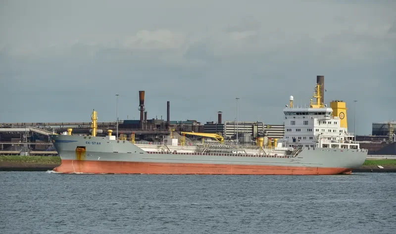 STAR Z Tanker IMO 9164524 photo 6