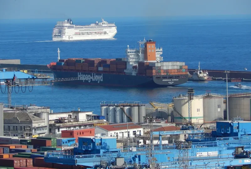 MISSISSAUGA EXPRESS Container Ship IMO 9165358 photo 6