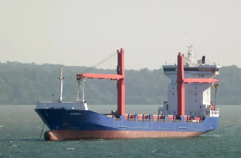 MTT TANJUNG MANIS Container Ship IMO 9165449 photo 5
