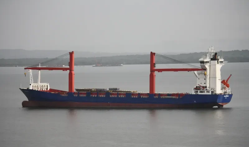 MTT TANJUNG MANIS Container Ship IMO 9165449 photo 6