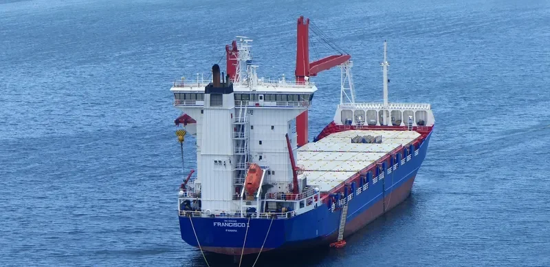 MTT TANJUNG MANIS Container Ship IMO 9165449 photo 7