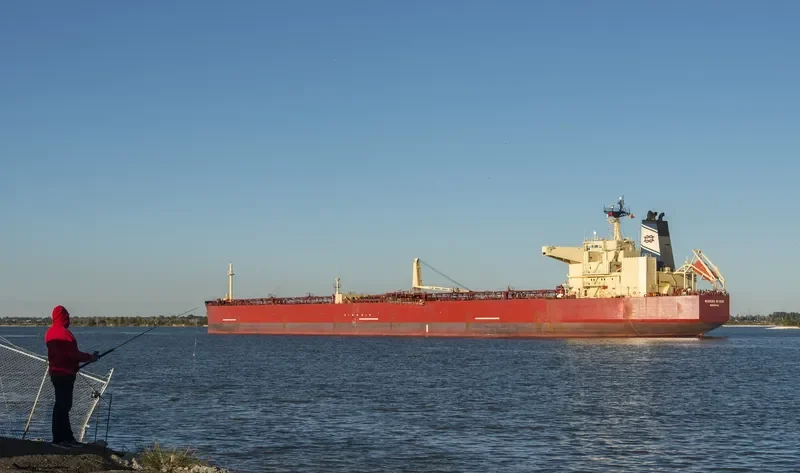 ADRATIS Tanker IMO 9165542 photo 10