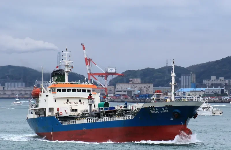 GRACE SAMBU Tanker IMO 9166338 photo 10