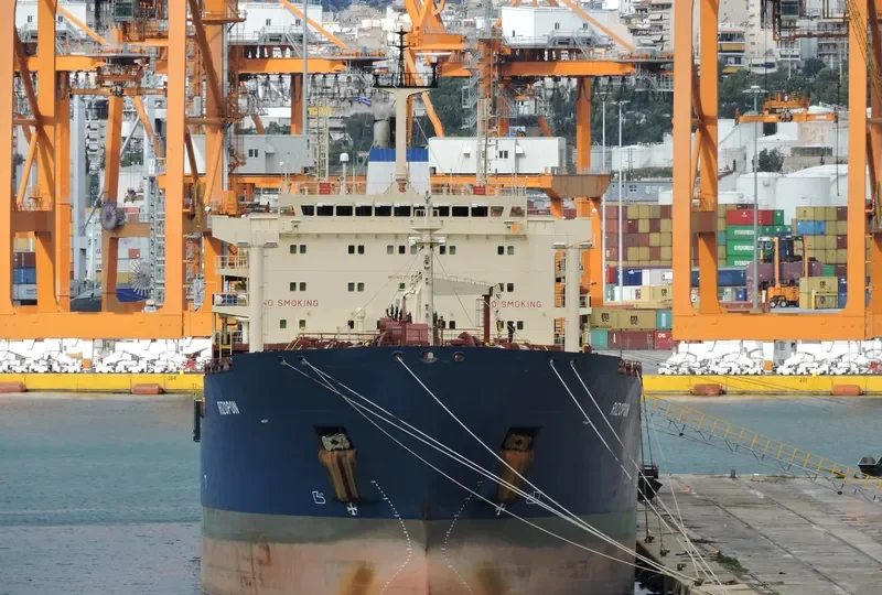 GOLROO Tanker IMO 9167148 photo 3