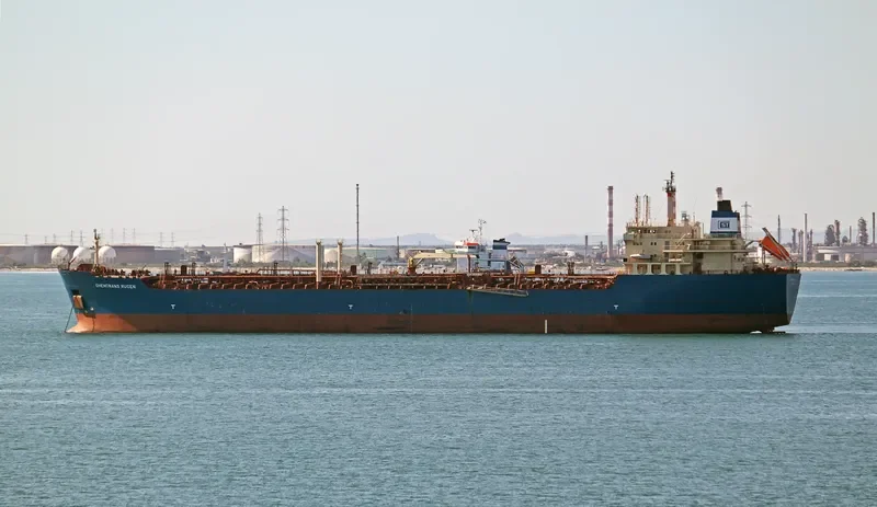 CHEMTRANS RUGEN Tanker IMO 9167186 photo 7
