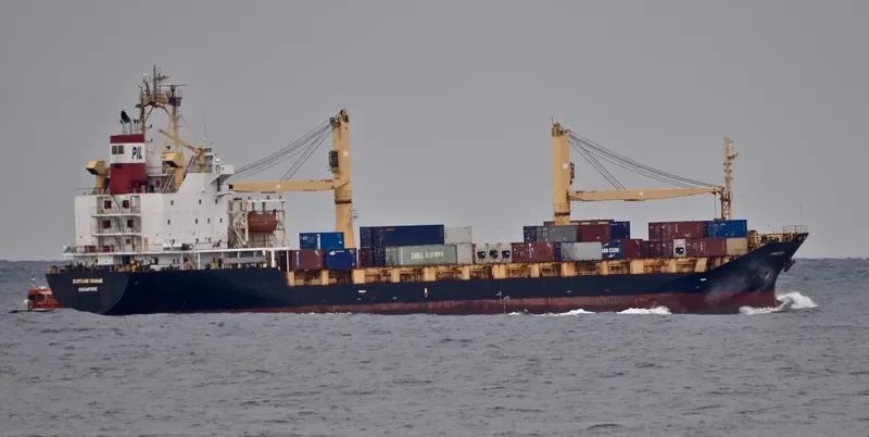 KOTA RAJA Container Ship IMO 9167423 photo 2