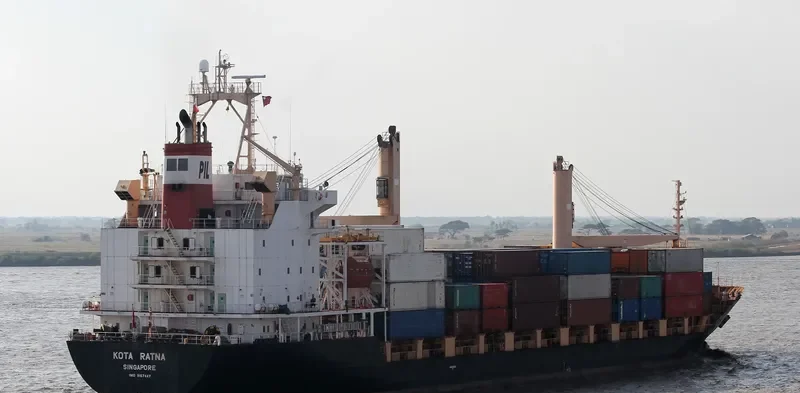 KOTA RATNA Container Ship IMO 9167447 photo 6