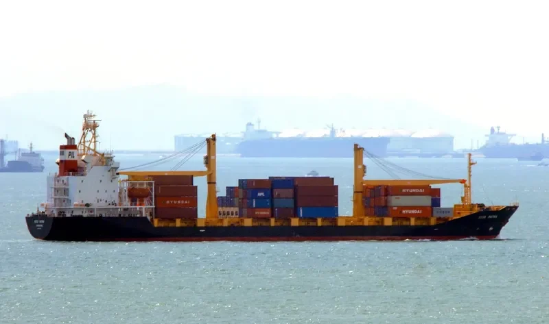 KOTA RATNA Container Ship IMO 9167447 photo 9
