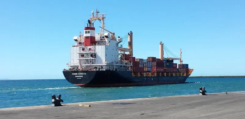 KOTA RUKUN Container Ship IMO 9167459 photo 4