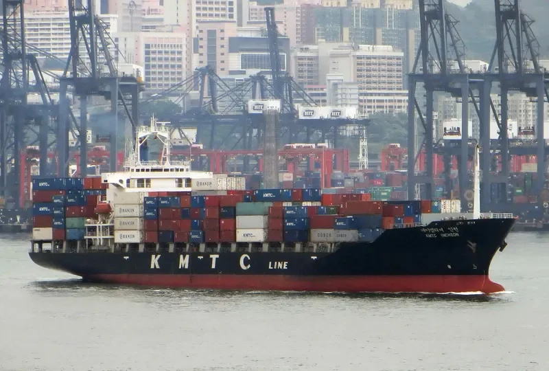 EASLINE DALIAN Container Ship IMO 9167473 photo 3