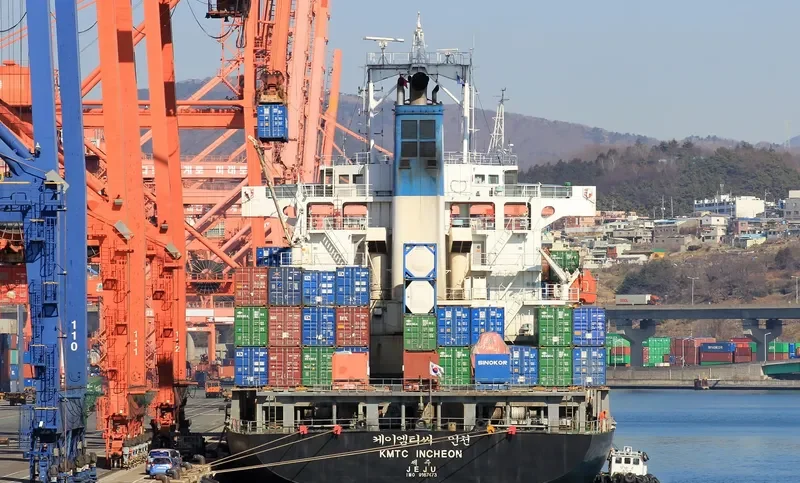 EASLINE DALIAN Container Ship IMO 9167473 photo 6
