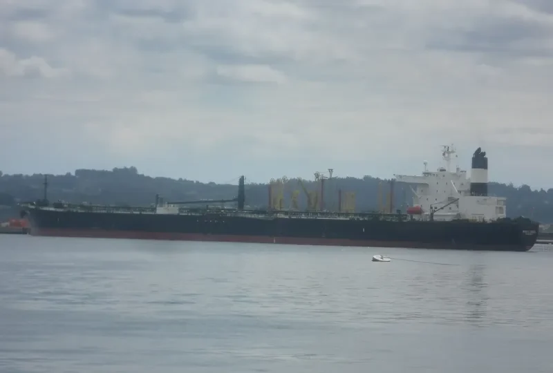 ARMADA STERLING Tanker IMO 9167655 photo 2