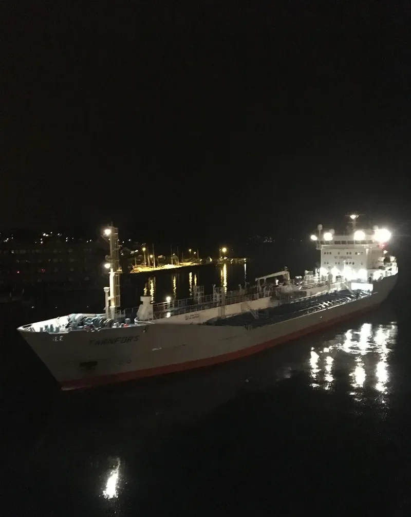 GAZPROMNEFT MURMANSK Tanker IMO 9167930 photo 4
