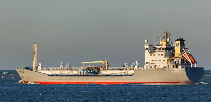 GAZPROMNEFT MURMANSK Tanker IMO 9167930 photo 5